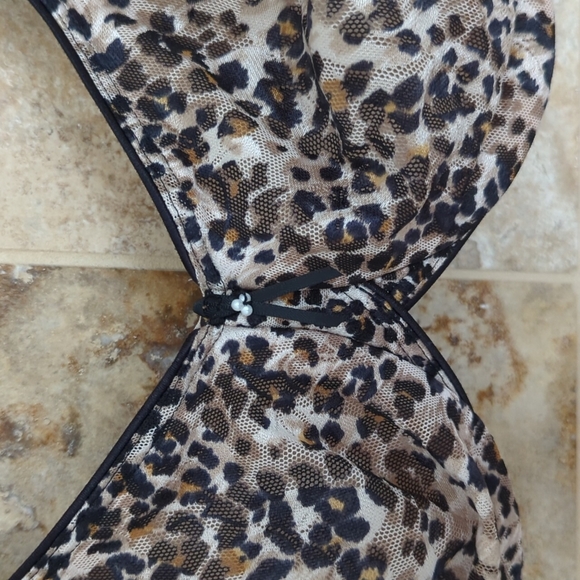 38C Wacoal Animal Print Bra Leopard Plus Underwire No Padding - Picture 3 of 10